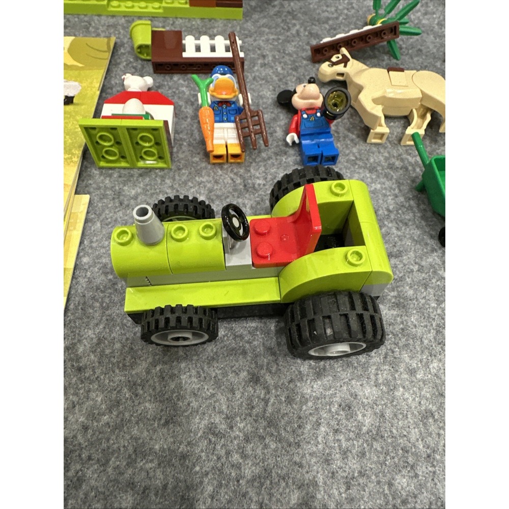 LEGO 10775 Disney Mickey Mouse Donald Duck's Farm With Instuctions and Box - Picture 6 of 10